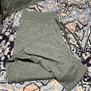 American Eagle Joggers